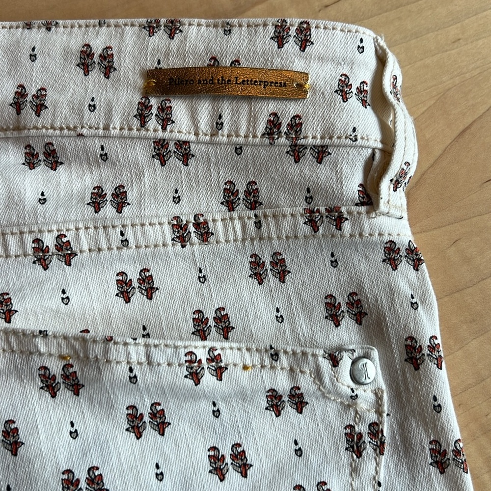 Pilcro Cream Skinny Jeans with Brown Floral Dot Print - Picture 9 of 13